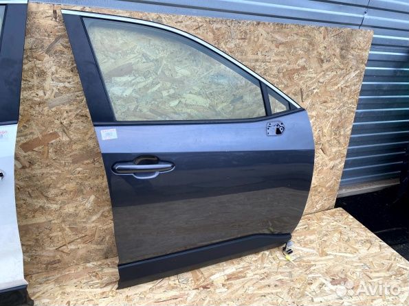 Дверь передняя правая Toyota Rav4 Xa50