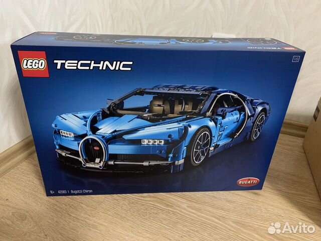 Lego Technic 42083 Bugatti Chiron (новый)