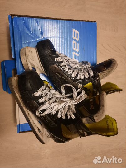 Хоккейные коньки bauer