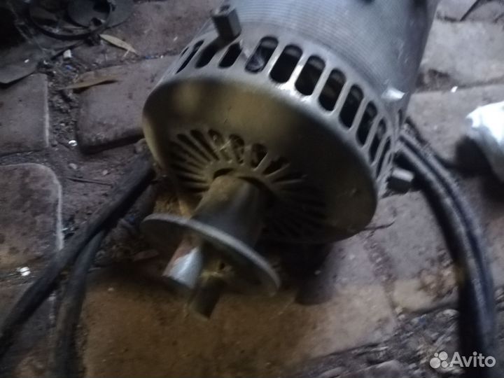 Танковый генератор