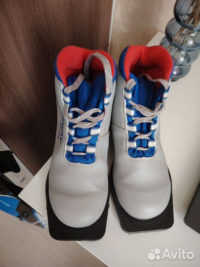 Лыжный комплект детский