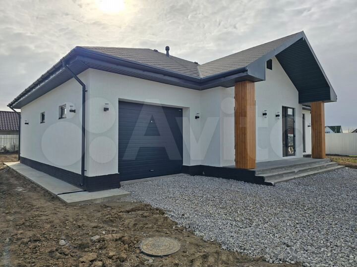 Коттедж 164 м² на участке 8,3 сот.