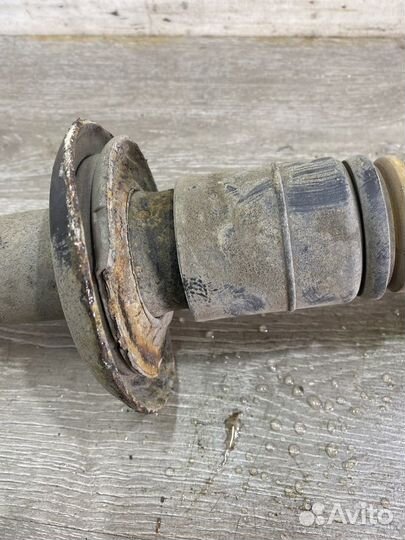 Амортизатор передний левый Audi A6