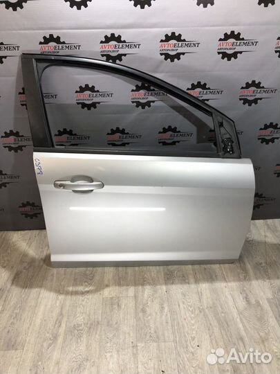 Дверь передняя правая Форд Фокус 2 рест