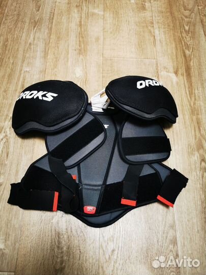 Нагрудник хоккейный Oroks