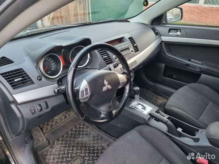 Автомобиль в разбор Митсубиши Лансер 10 Хетчбек