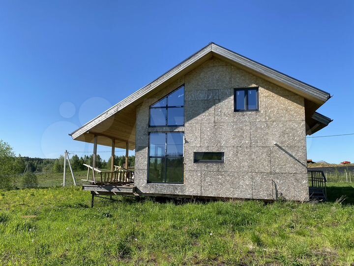 Дом 212 м² на участке 25 сот.