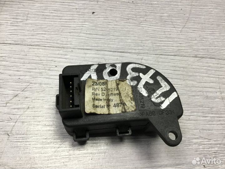 Моторчики управления заслонками отопителя Renault