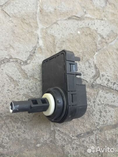 Левая фара ксенон в разборе mercedes w210 дорест