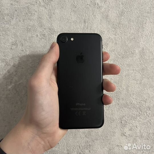 iPhone 7, 32 ГБ