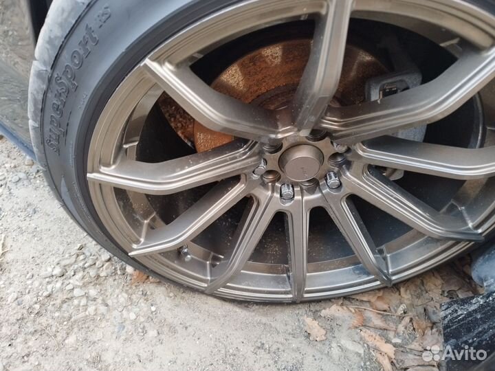 Nankang NS-2R 235/40 R18 и 265/35 R18 200V