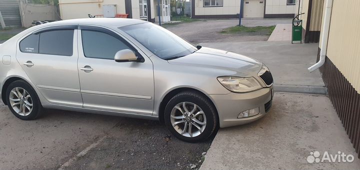 Skoda Octavia 1.6 МТ, 2011, 222 000 км