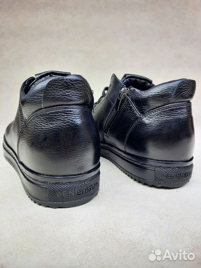 Тёплые зимние кожаные кеды с мехом (Арт.94086)