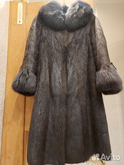 Шуба нутриевая в идеальном состоянии