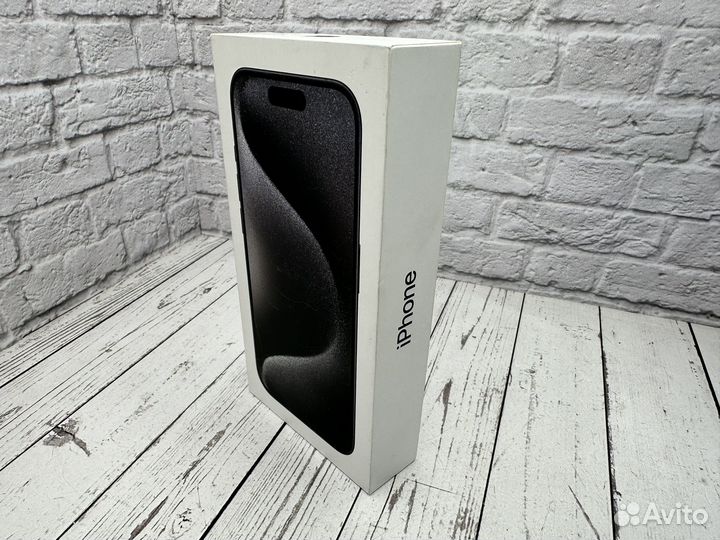 iPhone 15 Pro, 256 ГБ