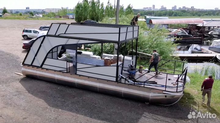 Моторный тримаран brо 110