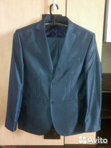 Продам мужской костюм