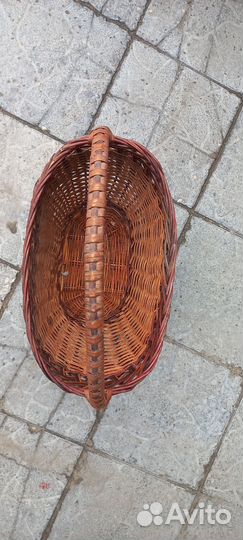 Корзинка плетеная