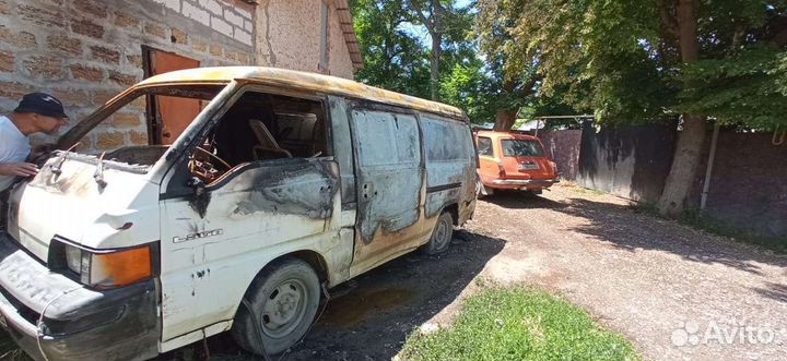 Mitsubishi delica l300 разбор частями