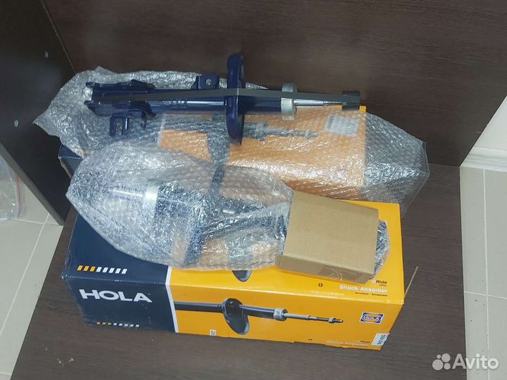 Амортизатор передний Opel Corsa D