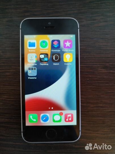 iPhone SE, 32 ГБ