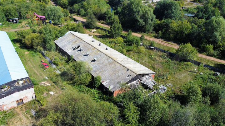 Здание с з/у для сельского хоз-ва, 1036.2 м²