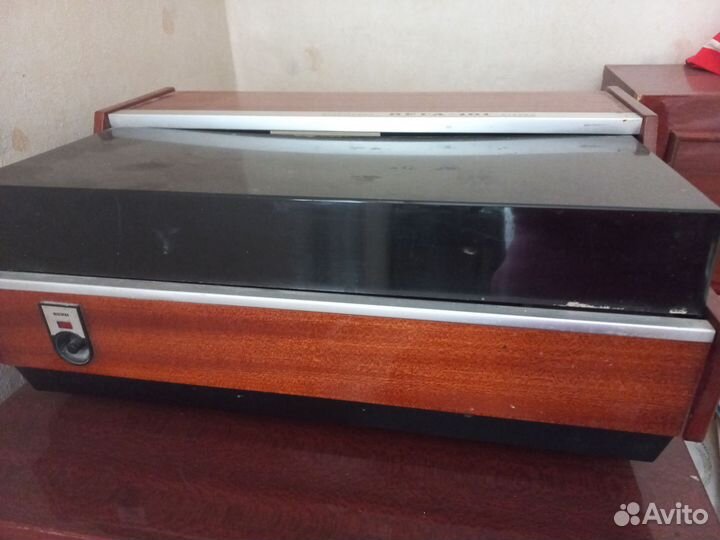 Проирователь грвмпластинок+грампластинки штук 30