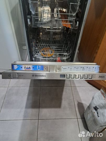 Посудомоечная машина Electrolux