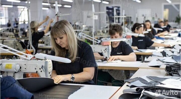 Швея в автоателье