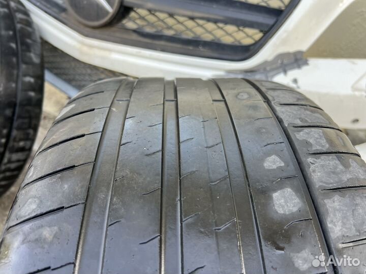 Bridgestone Potenza Sport 285/35 R21 и 325/30 R21 108ZR