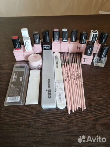 База, топ, кисти для ногтей