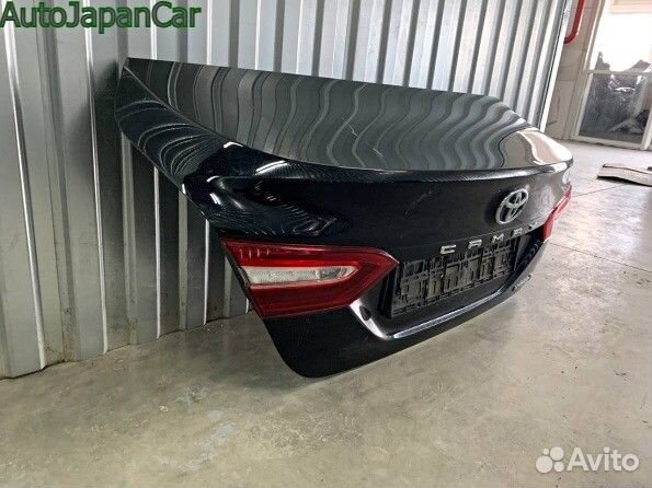 Крышка багажника Тойота Камри 70