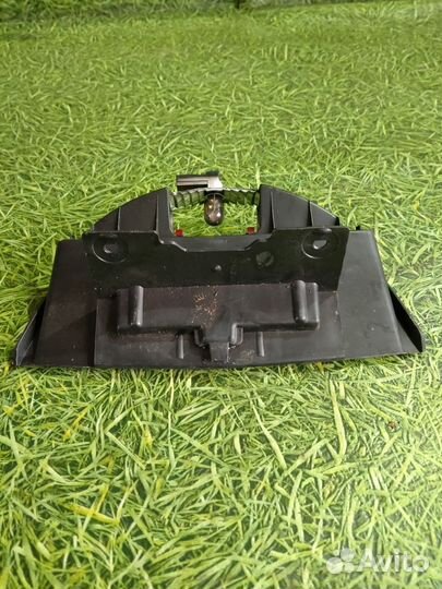 Фонарь задний (стоп-сигнал) Рено Логан 2 2016г