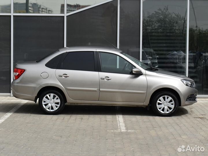 LADA Granta 1.6 AT, 2021, 45 733 км