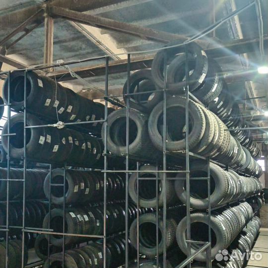 Kumho Solus 4S HA32 215/65 R16 102V