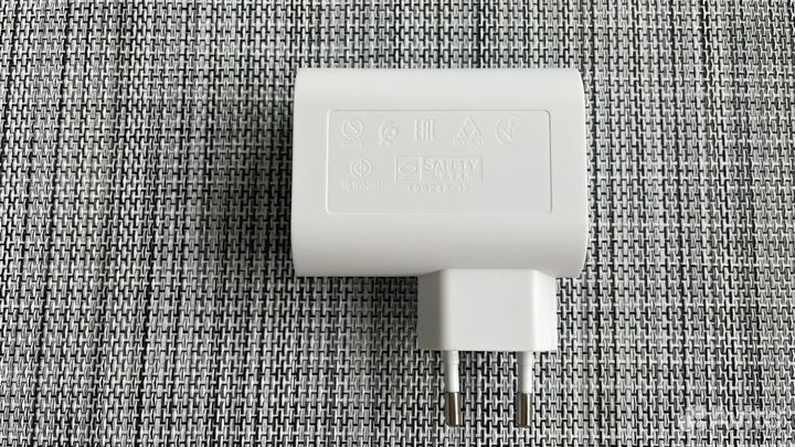 Зарядное устройство Икеа 3 USB-порта, белый