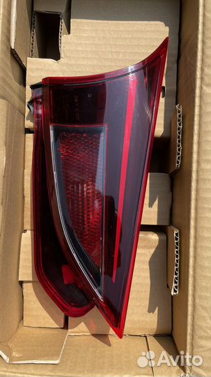 Задний фонарь mazda 3 bm хэтчбек