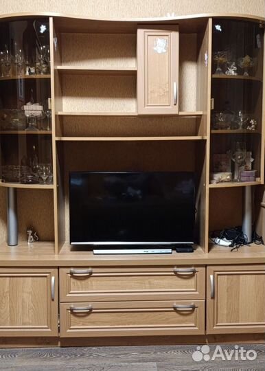 Стенка в гостиную