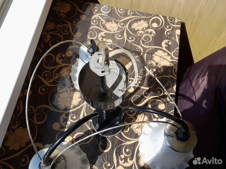 Люстра потолочная бу