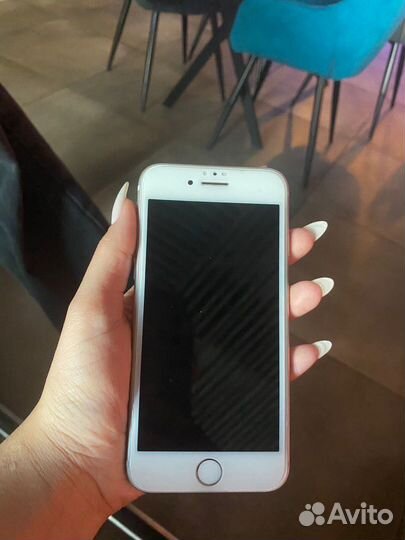 iPhone 8