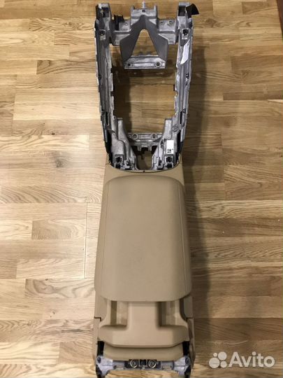 Подлокотник Porsche macan
