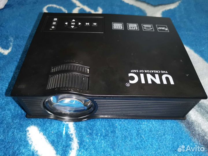 Led проектор unic uc40