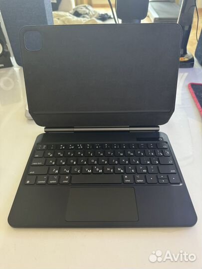 Магнитная чехол-клавиатура для iPad air 5