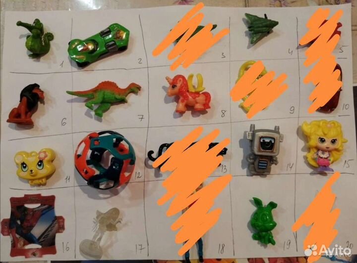 Киндер игрушки много разных старые серии обмен