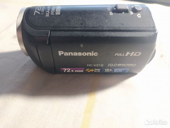 Видеокамера Panasonic hc-v210