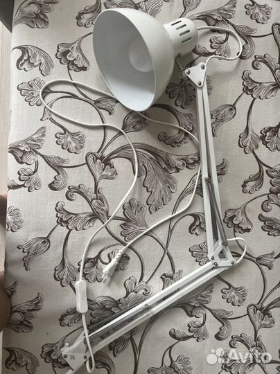 Лампа настольная