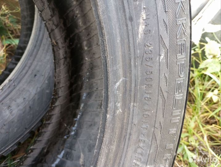 Nokian Tyres Hakkapeliitta 9 SUV 235/50 R18 113H