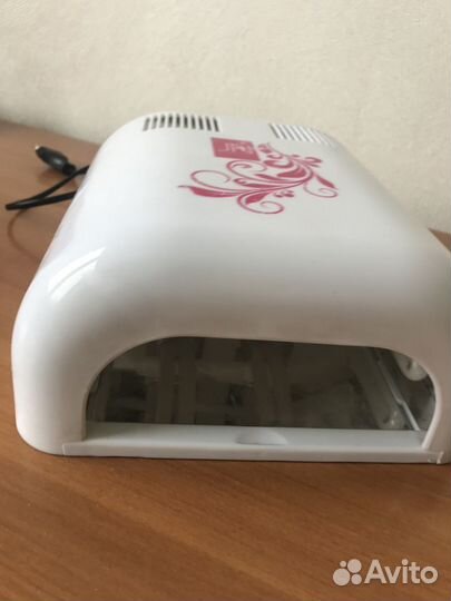 Лампа для ногтей новая