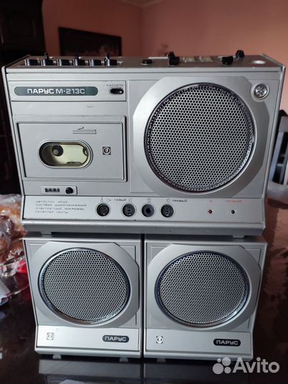 Кассетный магнитофон