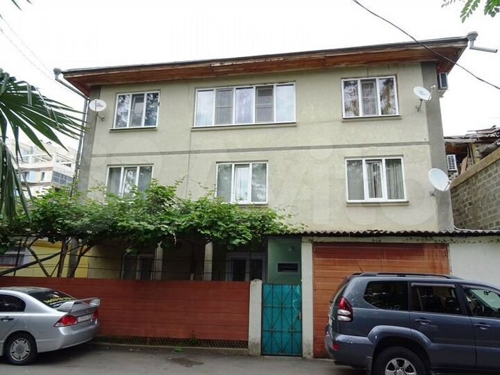 Дом 100 м² на участке 1 сот.